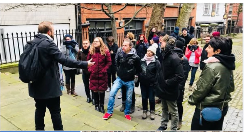 Guiding a London walking tour group